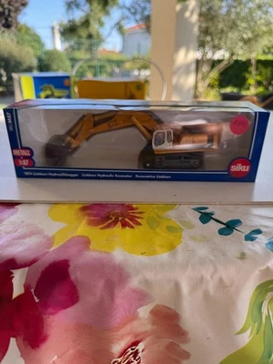 SIKU - Pelleteuse LIEBHERR 974 Litronic sur chenilles - 1/87 - SIK1874 - Photo 1/2