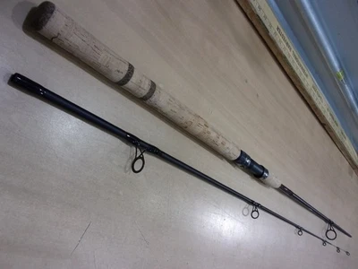 SHAKESPEARE UGLY STIK ELITE 8 pies 6 pulgadas caña giratoria mediana Foto 1 de 4