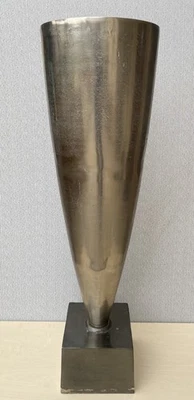 Bodenvase Aluminium Silber  XL - 89cm groß  - Bild 1 von 4