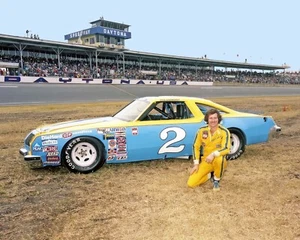 Dale Earnhardt Sr NASCAR Winston Cup 8"X10" Glossy Photo Print 189 - Picture 1 of 1