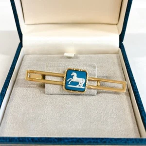 Wedgwood Standing Horse Plaque Tie Bar Gold with Original Box Vintage Luxury - Picture 1 of 8