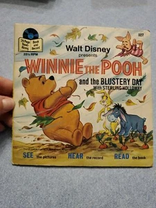Libro De Colección Walt Disney Presents Winnie The Pooh And Blustery Day Leer a lo largo - Imagen 1 de 3