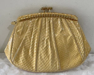 Judith Leiber Vintage beige Eige Eidechse Leder goldfarbener Verschluss Abendtasche Clutch - Bild 1 von 12