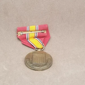 National Defense US Military Service Eagle Medal Red/Yellow Ribbon - Picture 1 of 2