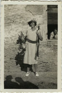 ALTES FOTO - VINTAGE SNAPSHOT - JAGD JÄGER FRAU GEWEHR TROPHÄE - HUNTER - Bild 1 von 1