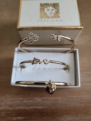Anne Klein 金色 3 件套手链心形爱石  — 第 1/4 张图片