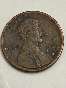 1984 D Lincoln Penny Error On Mint Mark & Wide AM (#192) - Picture 1 of 2