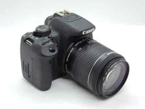 CANON EOS 700D, m. Kit-Objektiv EFS 18-55 mm 1:3.5-5.6 IS STM und Zubehörpaket - Bild 1 von 5