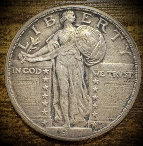 1917 25C Standing Liberty Quarter Type 2 - Picture 1 of 3