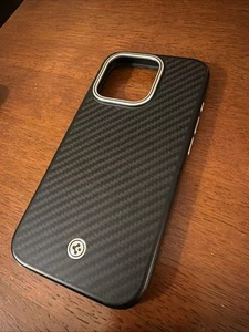 Spigen enzo aramid iPhone 15 Pro - Picture 1 of 5