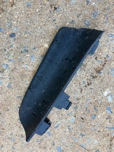 Tesla Model X Right Wheel Fairing Mud Flap 2021-2024 1608091-00-D - Picture 1 of 4