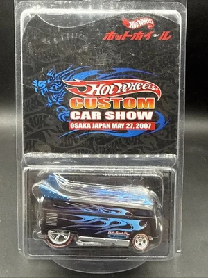 2007 Hot Wheels BLACK w BLUE FLAMES VW VOLKSWAGEN DRAG BUS Custom Car Show Japan - Image 1 of 4