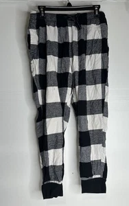 Old Navy Buffalo karierte Pyjamahose passende Fam Medium schwarz weiß Jogginghose - Bild 1 von 6