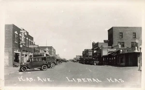 LP21   Liberal Kansas St. View 1926  RPPC Postcard - Picture 1 of 2