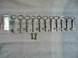 Antique X13 Victorian Edwardian Iron Keys X11 Large & X2 Smaller Cleaned&Sealed - Picture 1 of 10