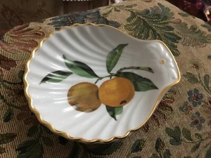 Vintage Royal Worcester Evesham Gold Small Scalloped Dish Gilt Rim - Picture 1 of 3