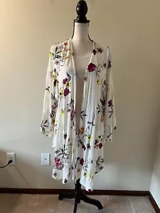 NWT TORRID Women Plus Size 1/2 Multicolor Floral Shirttail Flowy Kimono Blouse - Picture 1 of 7