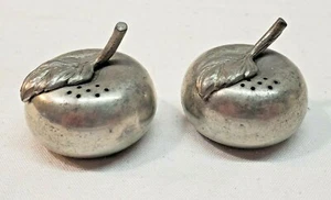 Kirk Stieff Zinn Apfel Salz und Pfefferstreuer 1,5" x 1,5" KOSTENLOSER VERSAND!! - Bild 1 von 5