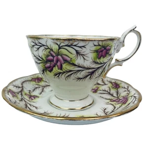Royal Albert Heather Bell 2687 Fuß Tasse & Untertasse Set Vintage England Geschenk Knochen - Bild 1 von 12