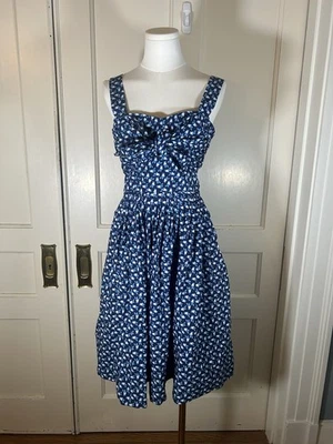 Vestido Vineyard Vines x Kentucky Derby Como Nuevo Julep Calce y Acampanado Para Mujer Talla 4 Foto 1 de 4