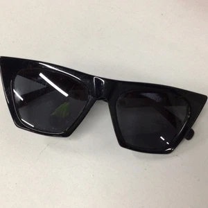Unauthenticated Black Celine Paris Cat-Eye Sunglasses (J) #940 - Picture 1 of 12