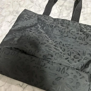 Missoni Women Leopard Pattern Black Tote Bag With Pouch 29x27x8cm Luxury Elegant - Picture 1 of 9