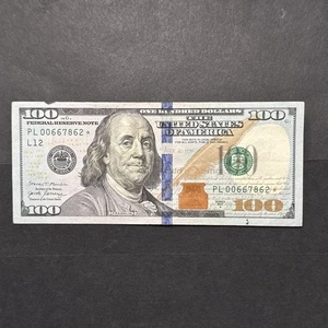 United States 100 Dollar Bill Series 2017 Star Note PL 00667862 * Collectible - Picture 1 of 2
