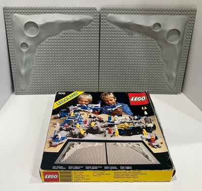 LEGO Space BASE PLATES #305 Original Box LUNAR LANDING 10 x 10 GRAY Vintage 1983 - Image 1 of 4