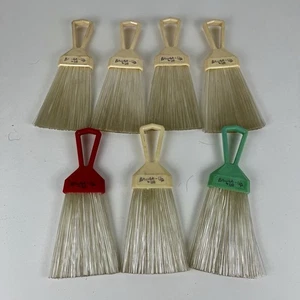 7 Vintage 1940s-50s Whisk Brooms Brush Up by Lee Plastic Bristle Small Sweepers - Picture 1 of 6