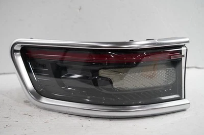 Luz trasera Jeep Grand Wagoneer 2022-2025 cuarto conductor izquierdo OEM W1 Foto 1 de 4