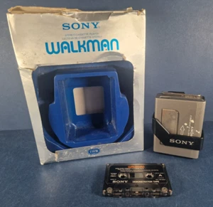 Sony WM-2 WM-II WALKMAN Tragbarer Kassettenspieler - DEFEKT - Ersatzteile oder Reparaturen - Bild 1 von 9