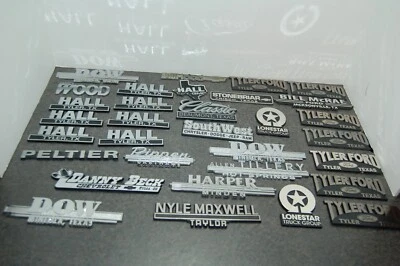 ТЕХАС АРКАНЗАС Большой Лот Логотипов Эмблем Дилера - Автомобили - 32 ВСЕГО! - Изображение 1 из 4