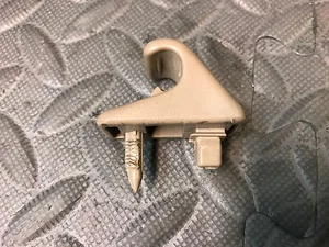 Clip visera marrón roble tostado camioneta Toyota 4Runner Tacoma 1996 1997 1998 1999 2000 01 - Imagen 1 de 7