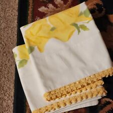 Vintage Queen / Standard Pillow Cases Yellow Roses Crocheted Also Bonus Hankies
