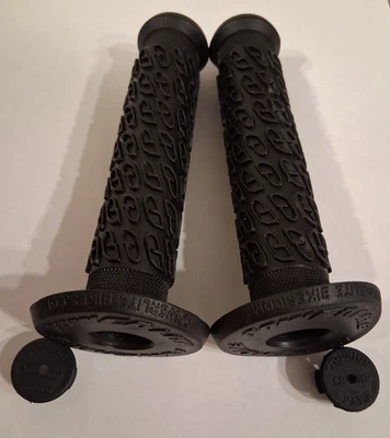 Empuñaduras de BMX Old School Mid School Powerlite NEGRAS con tapas NOS Foto 1 de 4