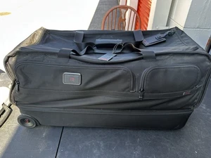 TUMI Alpha 3 Large Split 2 Wheel Duffel - Black - Bild 1 von 14