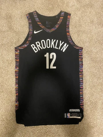 Nike Brooklyn Nets Joe Harris Jersey Sz 50 + 4 Cover