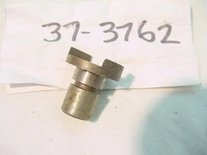 NEW NOS BSA TRIUMPH FRONT WHEEL BRAKE TAPPET CAM PART # 37-3762 FOR 8 INCH BRAKE - Picture 1 of 2