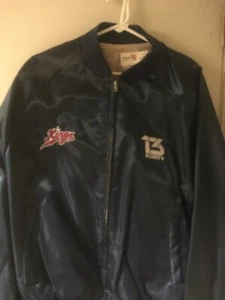 VINTAGE 80er KOVR TV / SACRAMENTO KINGS WERBUNG XL SATIN JACKE - Bild 1 von 8