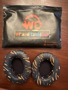 Almohadillas de repuesto para inodoro Wicked Cushion para Beats Studio - Navy Tiger - Imagen 1 de 10