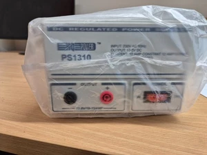 HQ Power 13.8V 10A Regulated Bench Power Supply, brand new, boxed. - Picture 1 of 3