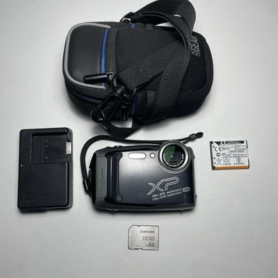Cámara digital Fujifilm FinePix XP140 16 MP 4K impermeable probada + carga, bate, SD Foto 1 de 4