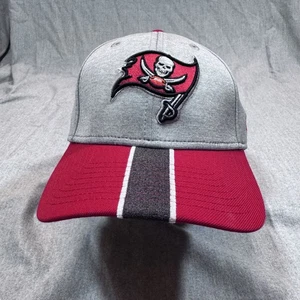 Tampa Bay Buccaneers Hat Cap Fitted Mens Large/XL Gray Red NFL Football New Era - Picture 1 of 8
