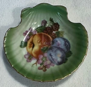 Vintage Hand Painted Japan Shell Shape Dish Tray Fruit Decor w Gold Trim 5”x 5” - Picture 1 of 7