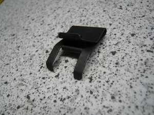 Clips de fijación originales VW Golf 1, salpicadero - Imagen 1 de 1