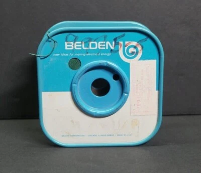 CABLE DE CONEXIÓN ESTAÑADO SÓLIDO BELDEN 9975-5 CARRETE VERDE 800 FT 24AWG Foto 1 de 4