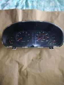 1999 Hyundai Sonata Speedometer Cluster - Foto 1 di 3