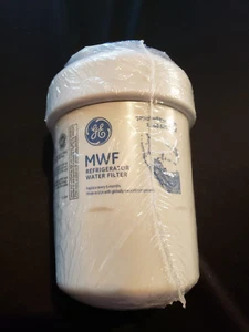 GE MWF Refrigerator Water Filter Cartridge - Picture 1 of 10