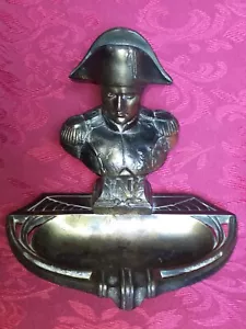 Cendrier, vide poches, encrier en régule orné du buste de Napoléon XX siècle - Bild 1 von 5
