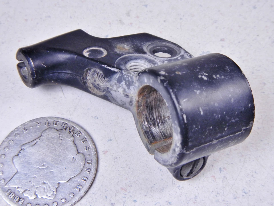 82 CAN-AM QUALIFIER IV 400 LADO DERECHO MAGURA PALANCA FRENO SOPORTE PERCHA Foto 1 de 1